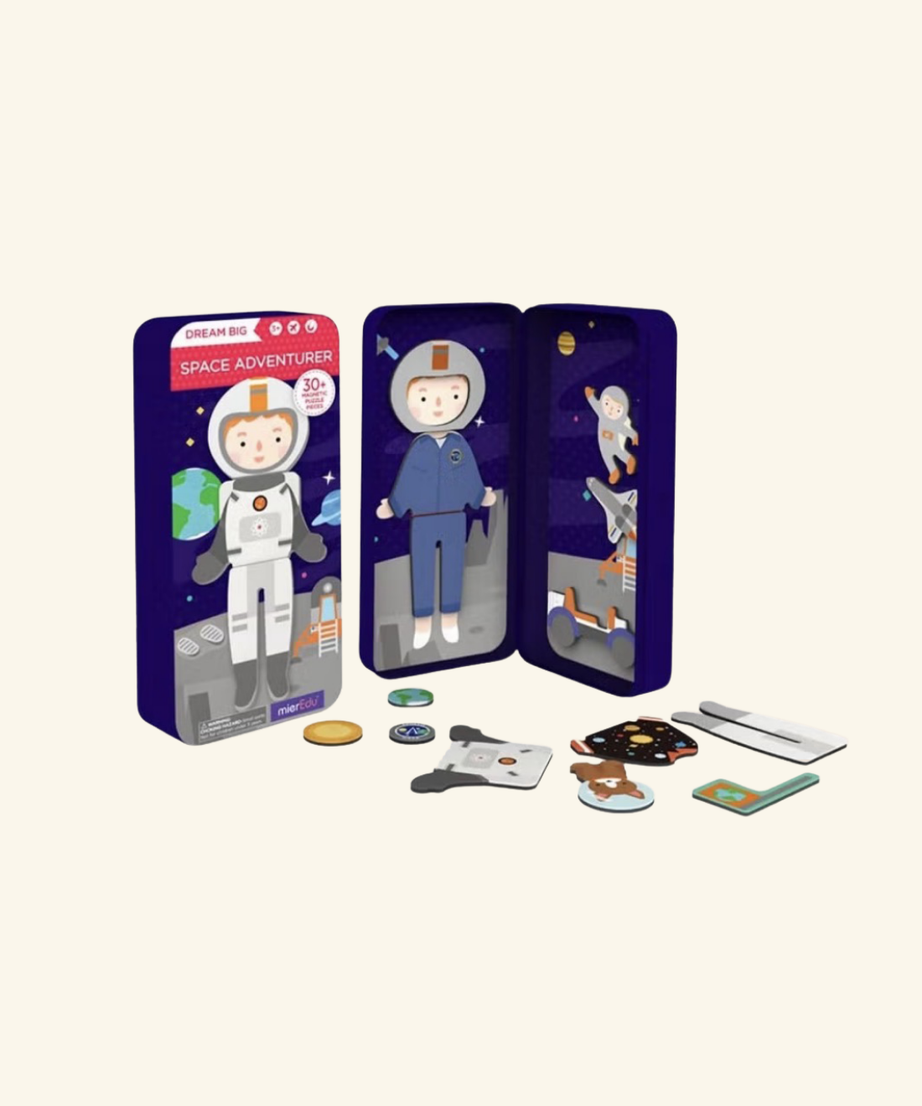 Magnetic Scene & Dress Up Kit - Travel Tin